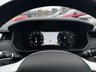 USED 2021 21 LAND ROVER DISCOVERY 3.0 D300 MHEV SE NEW MODEL  SUV 5dr Diesel Auto 4WD Euro 6 (s/s) (300 ps) 5 SEATS BLACK STYLING PACK  TWIN SPEED TRANSFER BOX + 4X4 FUNCTIONS