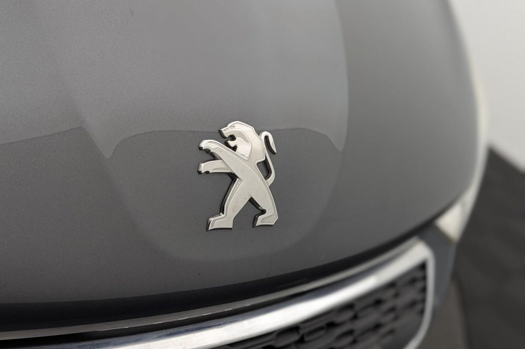 USED 2012 62 PEUGEOT 208 1.2 VTi Active Hatchback 5dr Petrol Manual Euro 5 (82 ps) Cruise Control, Bluetooth