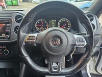 USED 2013 63 VOLKSWAGEN TIGUAN 2.0 TDI BlueMotion Tech R-Line SUV 5dr Diesel Manual 4WD Euro 5 (s/s) (140 ps) R-Line Design