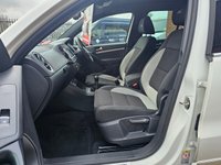 USED 2013 63 VOLKSWAGEN TIGUAN 2.0 TDI BlueMotion Tech R-Line SUV 5dr Diesel Manual 4WD Euro 5 (s/s) (140 ps) R-Line Design