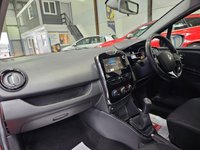 USED 2014 14 RENAULT CLIO 1.5 dCi Dynamique MediaNav Hatchback 5dr Diesel Manual Euro 5 (s/s) (90 ps) Bluetooth, &pound;0 Road Tax, Satellite Navigation