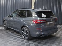 USED 2021 21 BMW X5 3.0 40d MHT M Sport SUV 5dr Diesel Hybrid Auto xDrive Euro 6 (s/s) (340 ps) HUGE SPEC, M SPORT PRO PACKAGE - COMFORT PACKAGE - TECHNOLOGY PACKAGE - VISIBILITY PACK - SKY LOUNGE PANORAMIC ROOF SYSTEM - DRAVIT GREY - CREAM INTERIOR - HEATED CUP HOLDERS - CAR PLAY - 12 MONTH WARRANTY - FULL SERVICE HISTORY