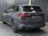 USED 2021 21 BMW X5 3.0 40d MHT M Sport SUV 5dr Diesel Hybrid Auto xDrive Euro 6 (s/s) (340 ps) HUGE SPEC, M SPORT PRO PACKAGE - COMFORT PACKAGE - TECHNOLOGY PACKAGE - VISIBILITY PACK - SKY LOUNGE PANORAMIC ROOF SYSTEM - DRAVIT GREY - CREAM INTERIOR - HEATED CUP HOLDERS - CAR PLAY - 12 MONTH WARRANTY - FULL SERVICE HISTORY