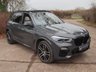 USED 2021 21 BMW X5 3.0 40d MHT M Sport SUV 5dr Diesel Hybrid Auto xDrive Euro 6 (s/s) (340 ps) HUGE SPEC, M SPORT PRO PACKAGE - COMFORT PACKAGE - TECHNOLOGY PACKAGE - VISIBILITY PACK - SKY LOUNGE PANORAMIC ROOF SYSTEM - DRAVIT GREY - CREAM INTERIOR - HEATED CUP HOLDERS - CAR PLAY - 12 MONTH WARRANTY - FULL SERVICE HISTORY