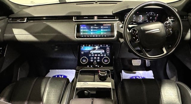 View our LAND ROVER RANGE ROVER VELAR