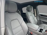 USED 2023 23 PORSCHE CAYENNE 3.0 V6 E-Hybrid 17.9kWh Platinum Edition Coupe 5dr Petrol Plug-in Hybrid TiptronicS 4WD Euro 6 (s/s) (3.6kW Charger) (462 ps) 1 OWNER+HUD+PANROOF+22"AW+HUGE SPEC