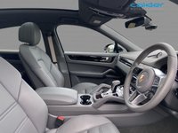 USED 2023 23 PORSCHE CAYENNE 3.0 V6 E-Hybrid 17.9kWh Platinum Edition Coupe 5dr Petrol Plug-in Hybrid TiptronicS 4WD Euro 6 (s/s) (3.6kW Charger) (462 ps) 1 OWNER+HUD+PANROOF+22"AW+HUGE SPEC