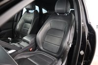 USED 2019 19 JAGUAR E-PACE 2.0 D150 R-Dynamic S SUV 5dr Diesel Manual Euro 6 (s/s) (150 ps) ONLY 1 OWNER FROM NEW WITH GREAT SPEC, JLR SERVICE HISTORY.