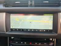 USED 2017 17 JAGUAR XF 2.0d Portfolio Saloon 4dr Diesel Auto AWD Euro 6 (s/s) (240 ps) Main Dealer History