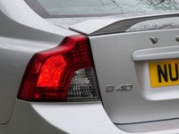 USED 2009 09 VOLVO S40 1.6 R-Design Sport Saloon 4dr Petrol Manual Euro 4 (100 ps) 