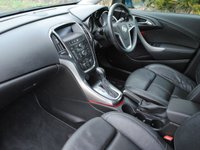 USED 2014 63 VAUXHALL ASTRA 1.6 16v Elite Hatchback 5dr Petrol Auto Euro 5 (115 ps) www.suffolkcarcentre.co.uk - Located at Ilketshall