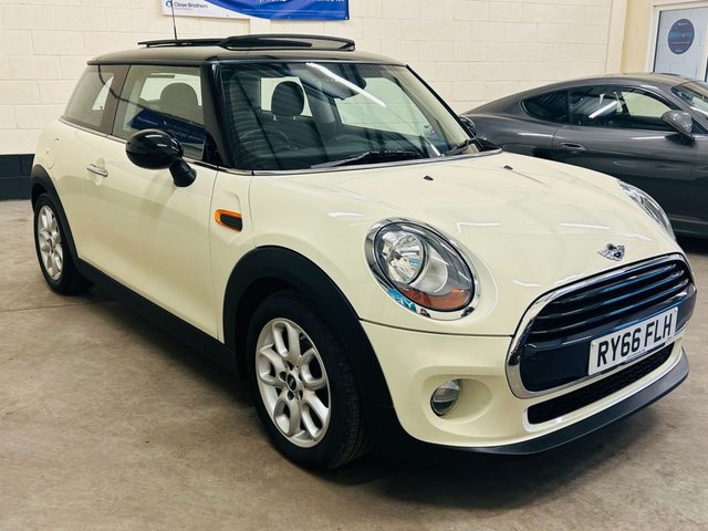 2017 66 MINI Hatch 1.5 Cooper Panoramic Hatchback 3 Door Petrol Manual Euro 6 (s/s) (136 ps)