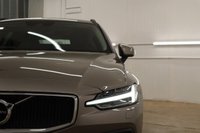 USED 2018 68 VOLVO V60 2.0 D3 Momentum Pro Estate 5dr Diesel Manual Euro 6 (s/s) (150 ps) FANTASTIC SPEC WITH 5 MAIN DEALER SERVICE STAMPS