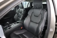 USED 2018 68 VOLVO V60 2.0 D3 Momentum Pro Estate 5dr Diesel Manual Euro 6 (s/s) (150 ps) FANTASTIC SPEC WITH 5 MAIN DEALER SERVICE STAMPS