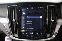 USED 2018 68 VOLVO V60 2.0 D3 Momentum Pro Estate 5dr Diesel Manual Euro 6 (s/s) (150 ps) FANTASTIC SPEC WITH 5 MAIN DEALER SERVICE STAMPS