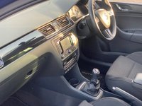 USED 2014 64 SKODA RAPID SPACEBACK 1.6 TDI SE Sport Hatchback 5dr Diesel Manual Euro 5 (105 ps) * SATNAV *    PANROOF