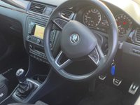 USED 2014 64 SKODA RAPID SPACEBACK 1.6 TDI SE Sport Hatchback 5dr Diesel Manual Euro 5 (105 ps) * SATNAV *    PANROOF