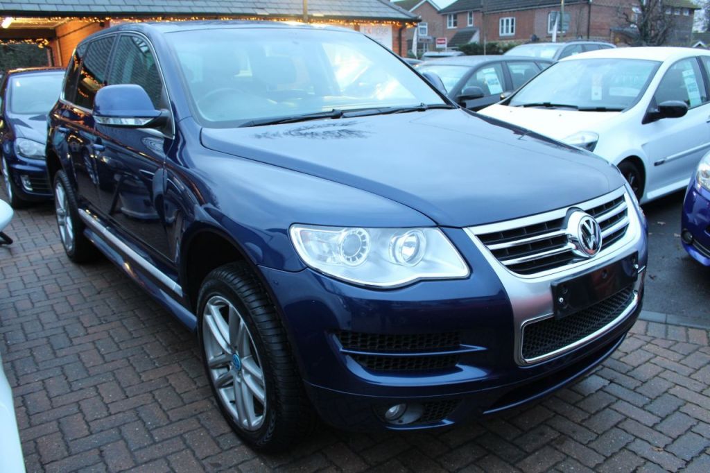 View our VOLKSWAGEN TOUAREG