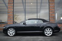USED 2009 BENTLEY CONTINENTAL 6.0 W12 GTC Convertible 2dr Petrol Auto 4WD Euro 4 (560 ps) ULTRA LOW MILES / IMMACULATE