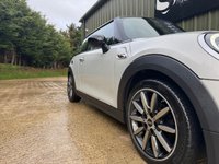 USED 2018 18 MINI HATCH 2.0 Cooper S Hatchback 3dr Petrol Manual Euro 6 (s/s) (192 ps) FRESH MOT CHILLI PACK SAT NAV