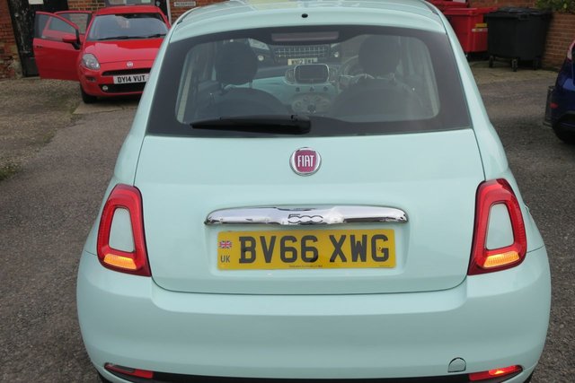 2016 FIAT 500 - Photo 9