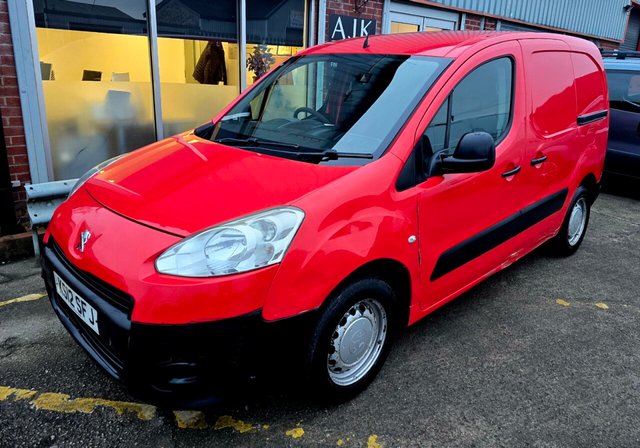 2012 12 Peugeot Partner 1.6 HDi 625 S Panel Van 4dr Diesel Manual L1 (136 g/km, 75 bhp)