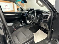 USED 2021 21 TOYOTA HILUX 2.4 D-4D Invincible Pickup Double Cab 4dr Diesel Auto 4WD Euro 6 (s/s) (150 ps) STUNNING - MAIN DEALER WARRANTY*