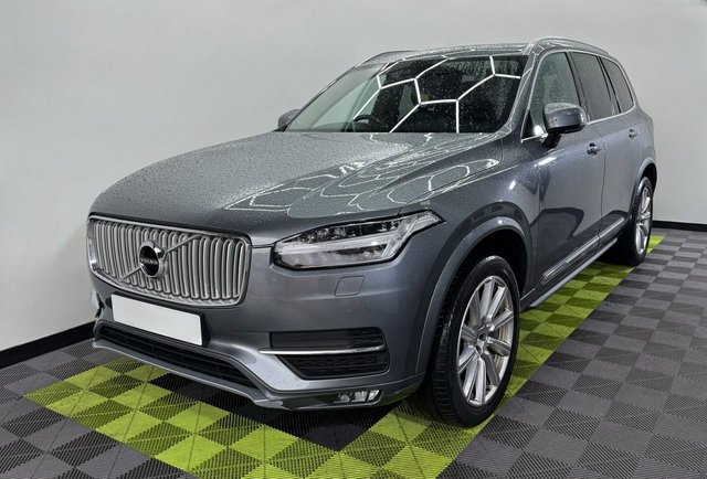 2017 VOLVO XC90