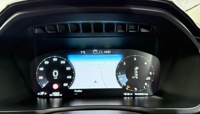 2017 VOLVO XC90 - Photo 11