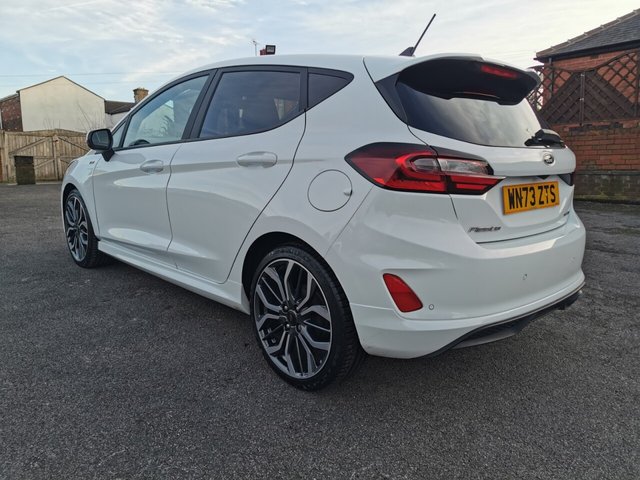 2023 FORD FIESTA - Photo 5
