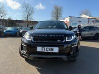 USED 2017 67 LAND ROVER RANGE ROVER EVOQUE 2.0 TD4 SE Tech SUV 5dr Diesel Auto 4WD Euro 6 (s/s) (180 ps) ANOTHER STUNNING ADDITION TO OUR EXTENSIVE EVOQUE SELECTION FINISHED IN SANTORINI BLACK METALLIC PAINT+ONLY 2 FORMER KEEPERS+SERVICE HISTORY+DIESEL+AUTOMATIC+ULEZ COMPLIANT+PRIVACY GLASS+FULL LEATHER INTERIOR+FULL PANORAMIC GLASS ROOF WITH POWER BLIND+SATELLITE NAVIGATION+PARK ASSIST+CLIMATE CONTROL+18 INCH ALLOY WHEELS+1 FULL YEARS MOT PRIOR TO COLLECTION+COST NEW &pound;40725 MAKING THIS USED VEHICLE GREAT VALUE AT OUR LOW PRICE+CALL TODAY TO ARRANGE A VIEWING!!!!!!!!!!!!!!!!!!!!!!!!!!!!!!!!!!!!!!!!