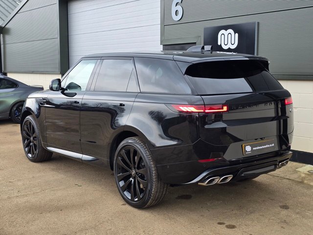 View our LAND ROVER RANGE ROVER SPORT