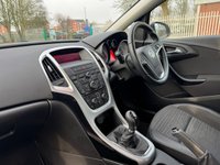 USED 2015 15 VAUXHALL ASTRA 1.6 CDTi ecoFLEX Excite Hatchback 5dr Diesel Manual Euro 6 (s/s) (110 ps) 