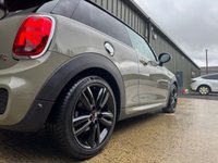 USED 2019 69 MINI HATCH 2.0 Cooper S Sport Hatchback 3dr Petrol Steptronic Euro 6 (s/s) (192 ps) APPLE CAR PLAY HEATED SEATS SAT NAV