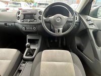 USED 2015 15 VOLKSWAGEN TIGUAN 2.0 TDI BlueMotion Tech Match SUV 5dr Diesel Manual 4WD Euro 5 (s/s) (177 ps) 2 OWNERS FROM NEW, FULL SERVICE HISTORY, 2 KEYS, BOOK PACK, FRESH SERVICE + 1YR MOT WITHIN THE SALE