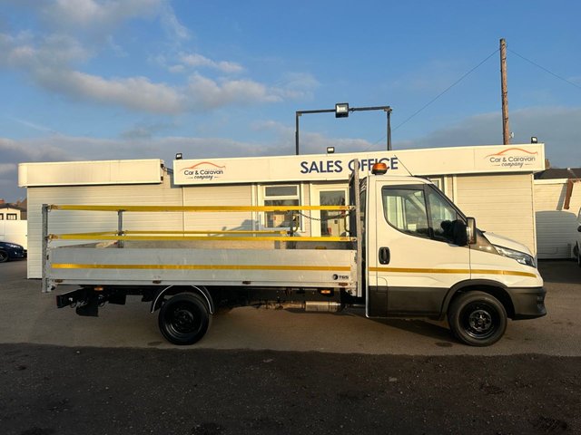 View our IVECO DAILY