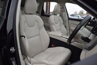 USED 2019 19 VOLVO XC60 2.0 T5 Momentum SUV 5dr Petrol Auto AWD Euro 6 (s/s) (250 ps) PAN ROOF / 360 / INTELLISAFE