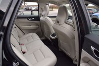 USED 2019 19 VOLVO XC60 2.0 T5 Momentum SUV 5dr Petrol Auto AWD Euro 6 (s/s) (250 ps) PAN ROOF / 360 / INTELLISAFE