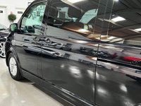 USED 2019 69 VOLKSWAGEN TRANSPORTER SHUTTLE 2.0 TDI SE Minibus Double Cab 5dr Diesel DSG FWD LWB Euro 6 (s/s) (150 ps) 