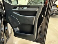 USED 2019 69 VOLKSWAGEN TRANSPORTER SHUTTLE 2.0 TDI SE Minibus Double Cab 5dr Diesel DSG FWD LWB Euro 6 (s/s) (150 ps) 
