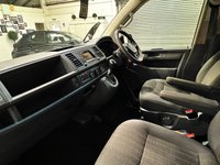 USED 2019 69 VOLKSWAGEN TRANSPORTER SHUTTLE 2.0 TDI SE Minibus Double Cab 5dr Diesel DSG FWD LWB Euro 6 (s/s) (150 ps) 