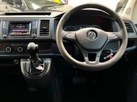 USED 2019 69 VOLKSWAGEN TRANSPORTER SHUTTLE 2.0 TDI SE Minibus Double Cab 5dr Diesel DSG FWD LWB Euro 6 (s/s) (150 ps) 