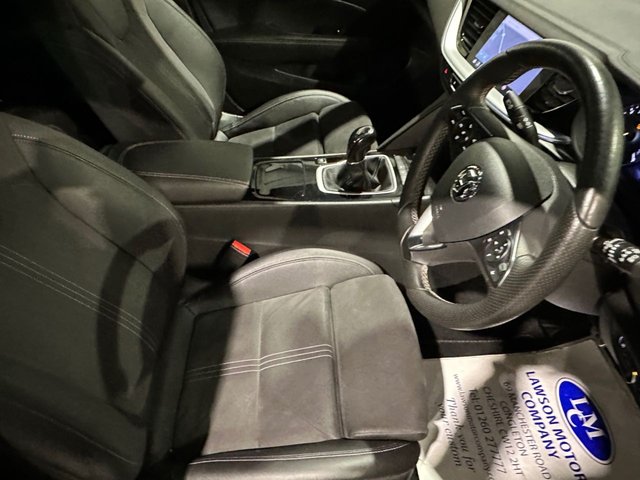 View our VAUXHALL INSIGNIA