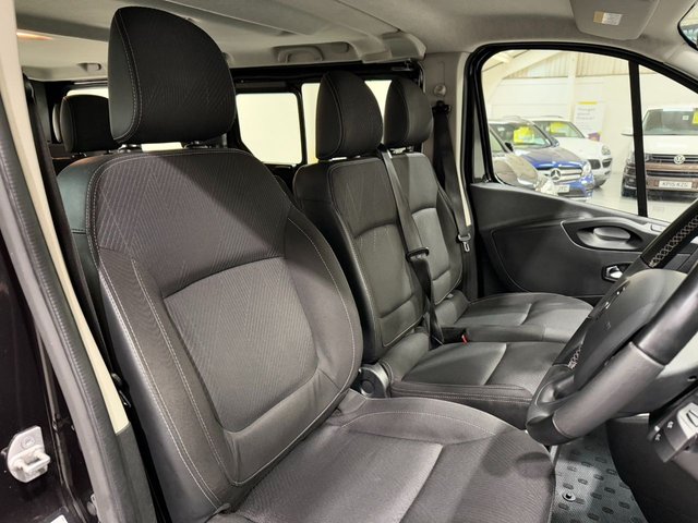 View our RENAULT TRAFIC
