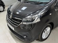 USED 2020 20 RENAULT TRAFIC 2.0 dCi ENERGY 30 Sport Nav Minibus Double Cab 5dr Diesel Manual LWB Euro 6 (s/s) (9 Seat) (145 ps) 