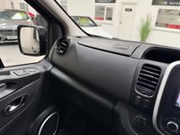 USED 2020 20 RENAULT TRAFIC 2.0 dCi ENERGY 30 Sport Nav Minibus Double Cab 5dr Diesel Manual LWB Euro 6 (s/s) (9 Seat) (145 ps) 