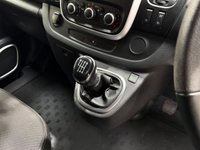 USED 2020 20 RENAULT TRAFIC 2.0 dCi ENERGY 30 Sport Nav Minibus Double Cab 5dr Diesel Manual LWB Euro 6 (s/s) (9 Seat) (145 ps) 