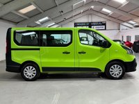 USED 2018 67 RENAULT TRAFIC 1.6 dCi ENERGY 27 Business Minibus Double Cab 5dr Diesel Manual SWB Euro 6 (s/s) (9 Seat) (95 ps) 