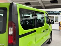 USED 2018 67 RENAULT TRAFIC 1.6 dCi ENERGY 27 Business Minibus Double Cab 5dr Diesel Manual SWB Euro 6 (s/s) (9 Seat) (95 ps) 