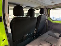 USED 2018 67 RENAULT TRAFIC 1.6 dCi ENERGY 27 Business Minibus Double Cab 5dr Diesel Manual SWB Euro 6 (s/s) (9 Seat) (95 ps) 